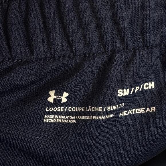 Under Armour Small Play Up 3.0 Twist Shorts Loose Fit Pockets Stretch Navy Blue - Picture 4 of 5